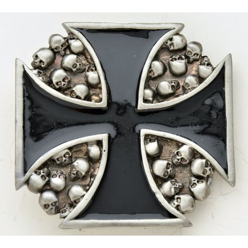 BK-604 Iron Cross with skulls design. - Click Image to Close